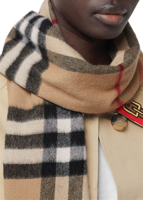 burberry men's giant check cashmere scarf|original Burberry cashmere scarf.